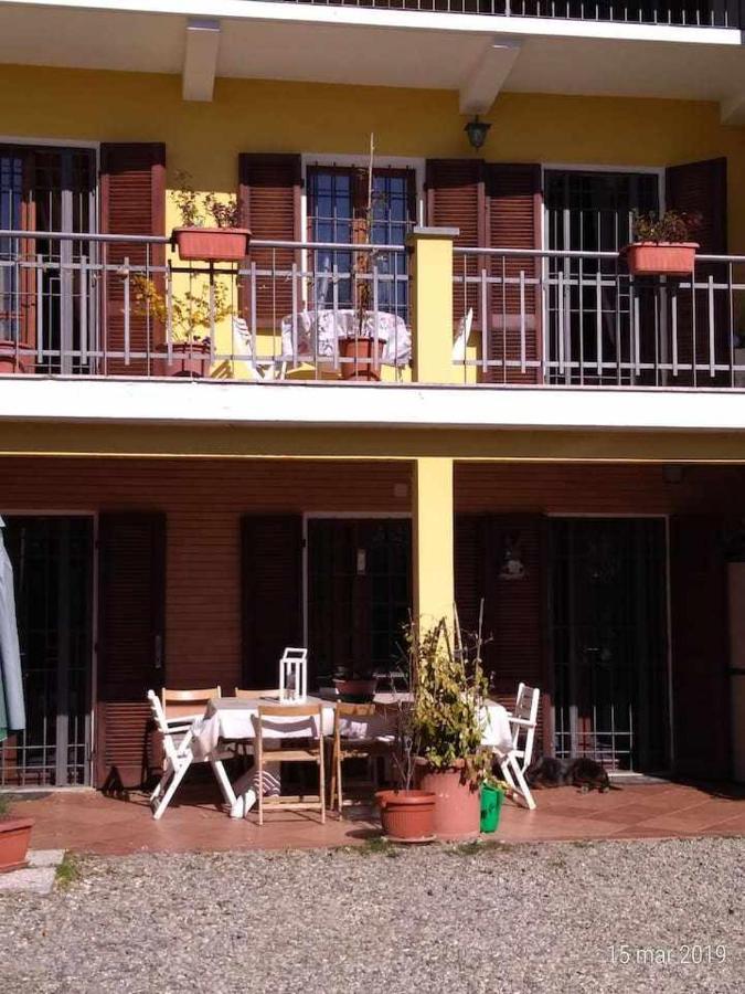 Bed and Breakfast Beb Infamiglia Cascinette Экстерьер фото