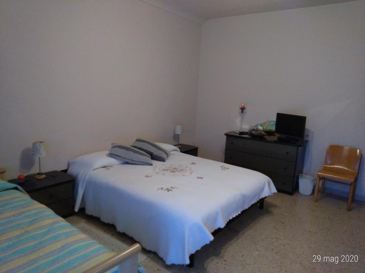 Bed and Breakfast Beb Infamiglia Cascinette Экстерьер фото
